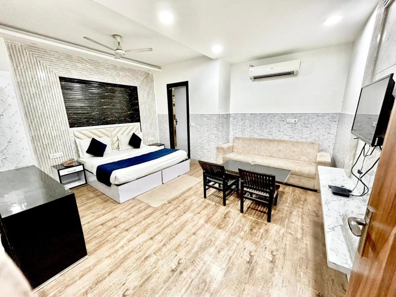 Hotel Spb 87 Near Karol Bagh Metro Station Delhi Zewnętrze zdjęcie
