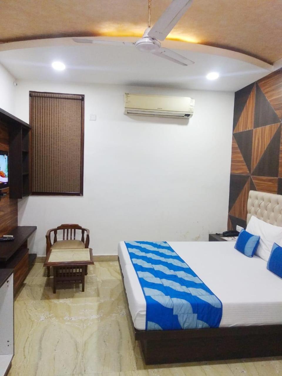 Hotel Spb 87 Near Karol Bagh Metro Station Delhi Zewnętrze zdjęcie