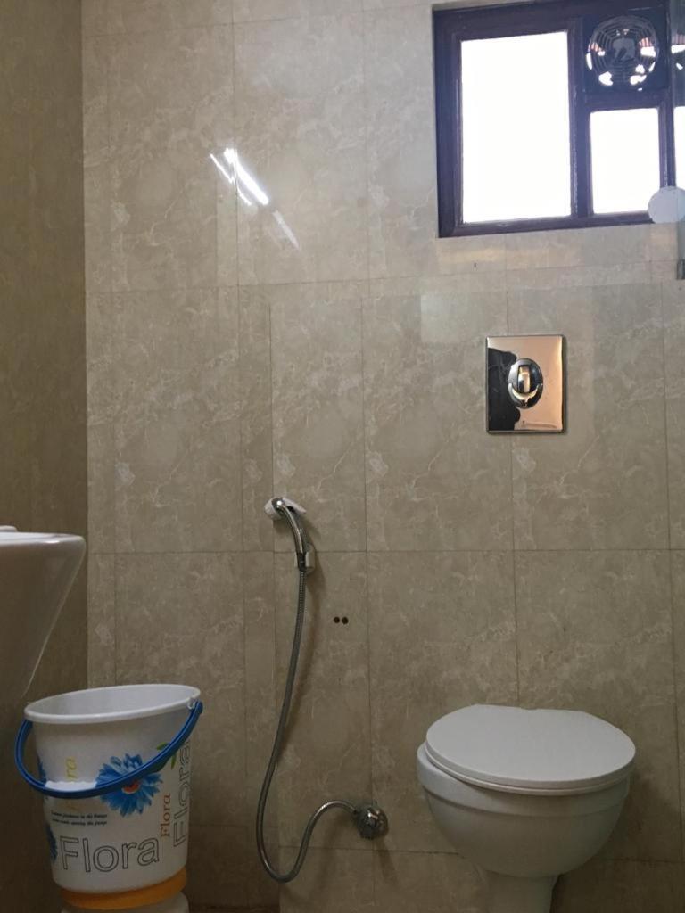 Hotel Spb 87 Near Karol Bagh Metro Station Delhi Zewnętrze zdjęcie