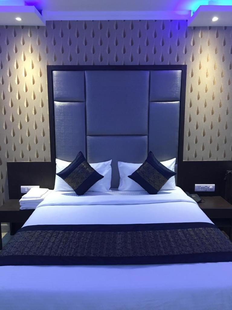 Hotel Spb 87 Near Karol Bagh Metro Station Delhi Zewnętrze zdjęcie